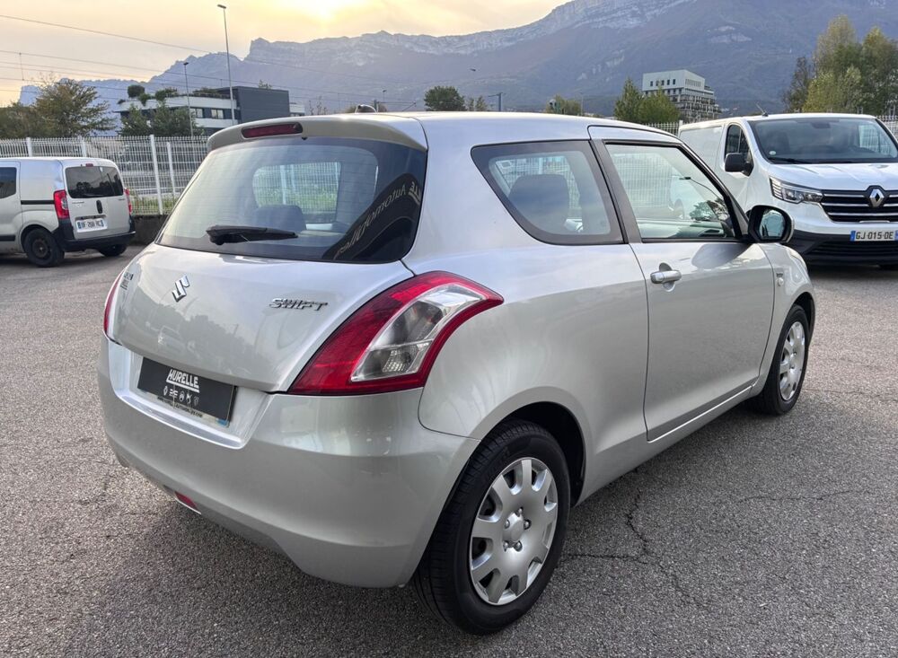 Swift 1.3 DDIS75 GL 3P 2013 occasion 38130 ECHIROLLES
