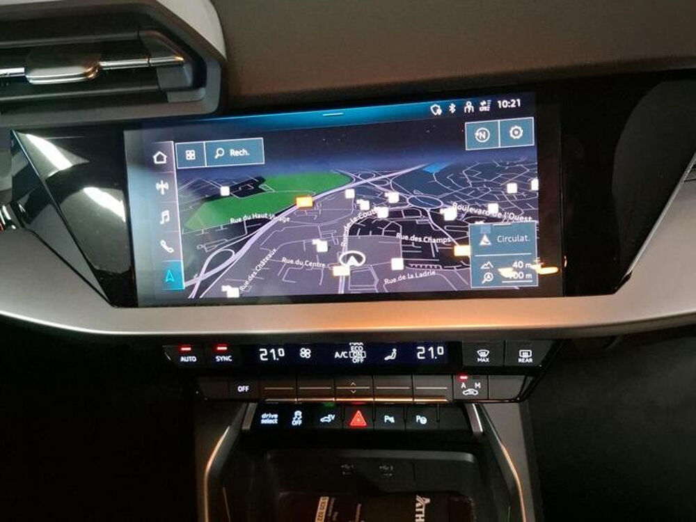 A3 40 TFSI E 204CH BUSINESS LINE S TRONIC 6 2023 occasion 06270 Villeneuve-Loubet