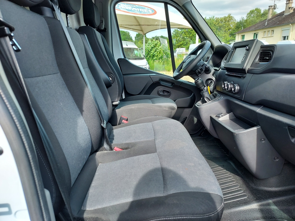 Master F3500 L3H2 2.3 BLUE DCI 135CH CONFORT EURO6E 2023 occasion 60600 Clermont