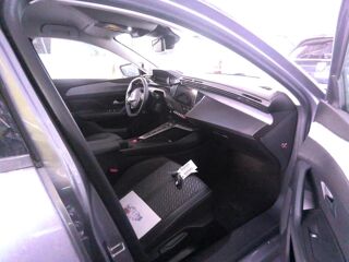 308 SW NOUVELLE Plug-In Hybrid 195ch Allure e-DCS7 / DRIVE ASSIST / 2025 occasion 56850 Caudan