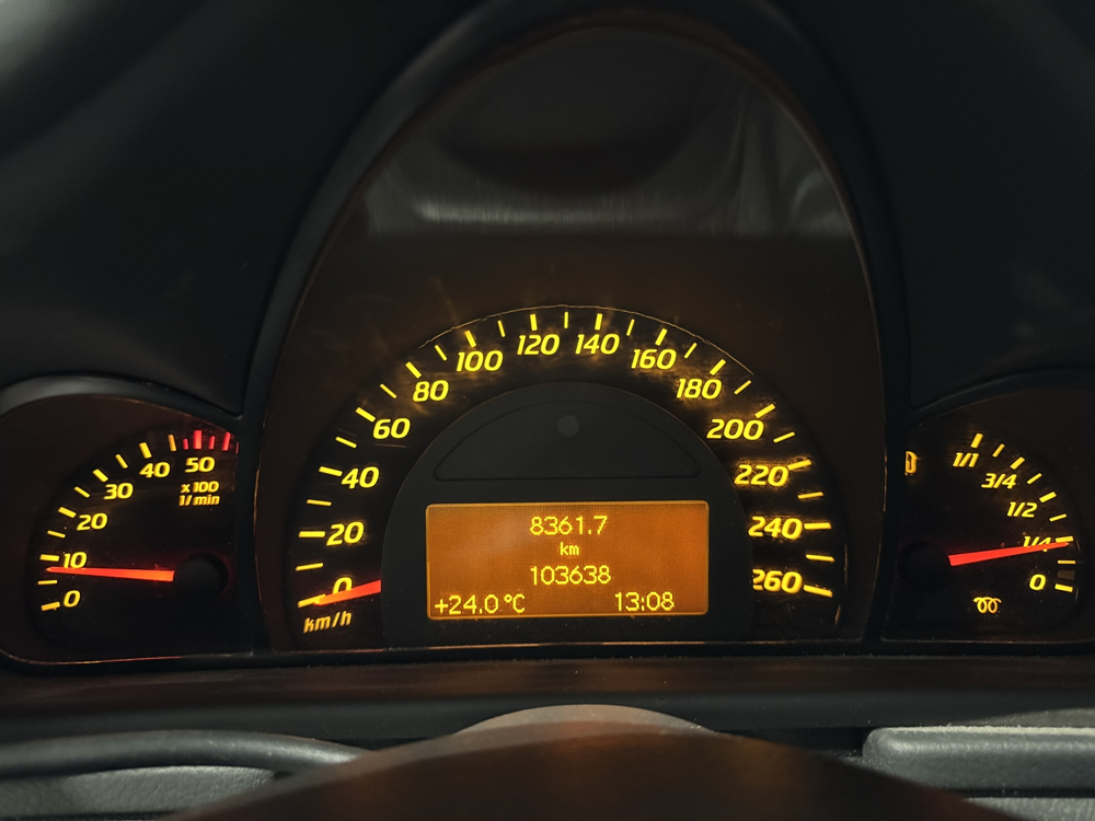 Classe C 200 CDI SPORT PREMIERE MAIN PLB AUTO 2003 occasion 12000 RODEZ