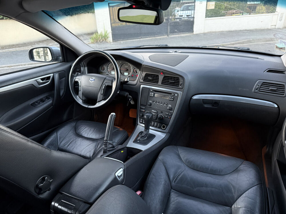 V70 2.4 D 130CH SUMMUM GEARTRONIC 2005 occasion 95480 PIERRELAYE