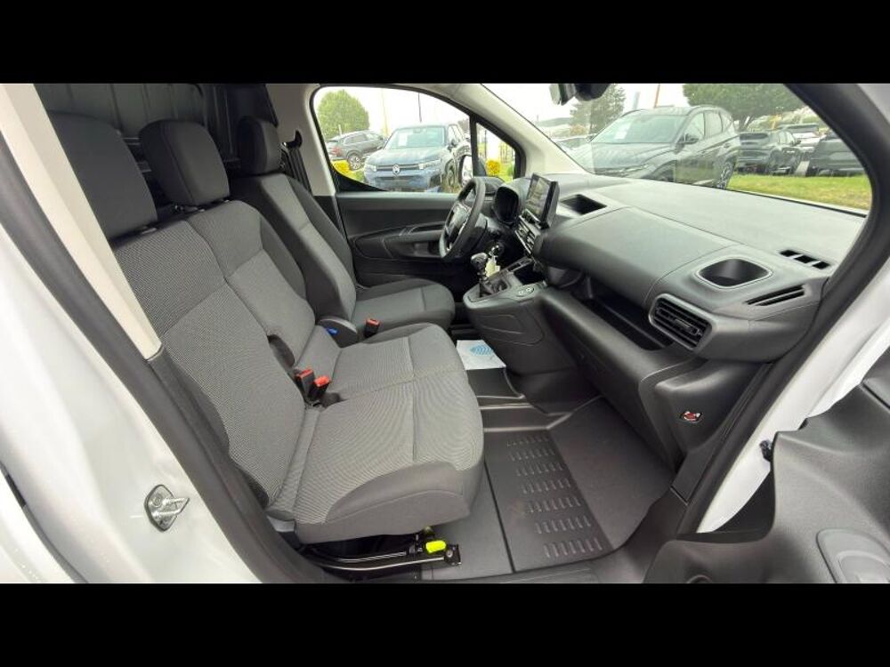 Berlingo M 650kg BlueHDi 100ch S&S Pack Premium Connect 2026 occasion 27930 Normanville