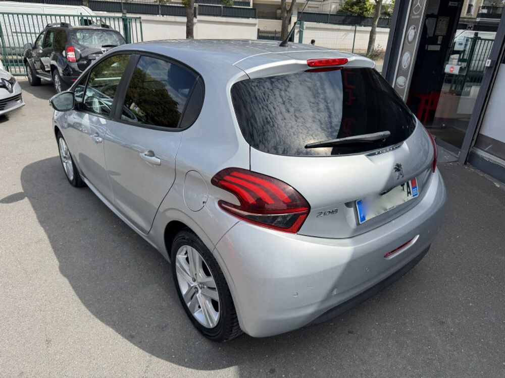 208 1.2 PURETECH 82CH STYLE 5P 2018 occasion 93220 Gagny