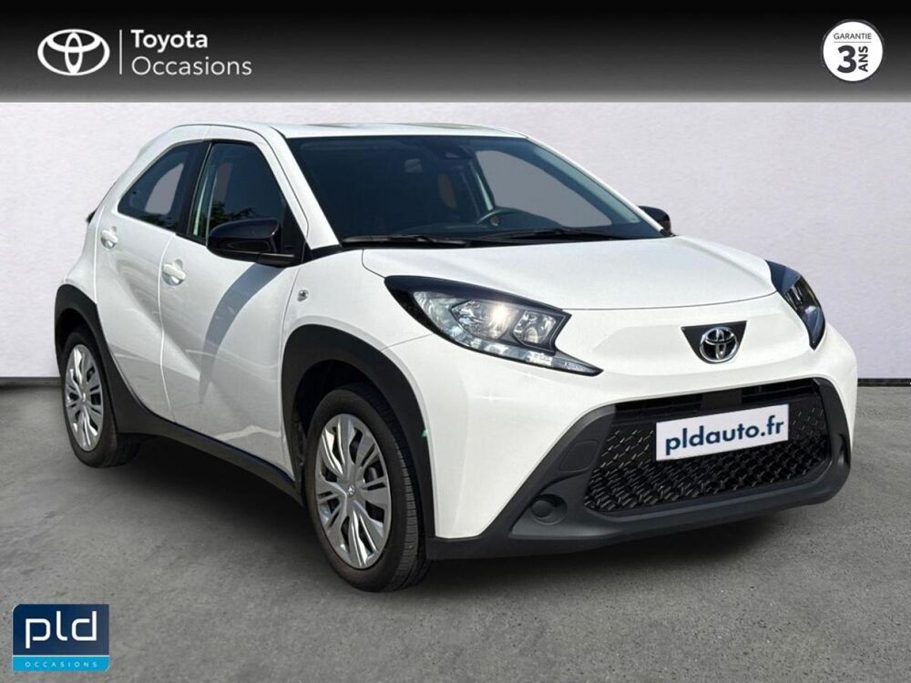 Aygo 1.0 VVT-i 72ch Dynamic S-CVT MY24 2023 occasion 13300 Salon-de-Provence
