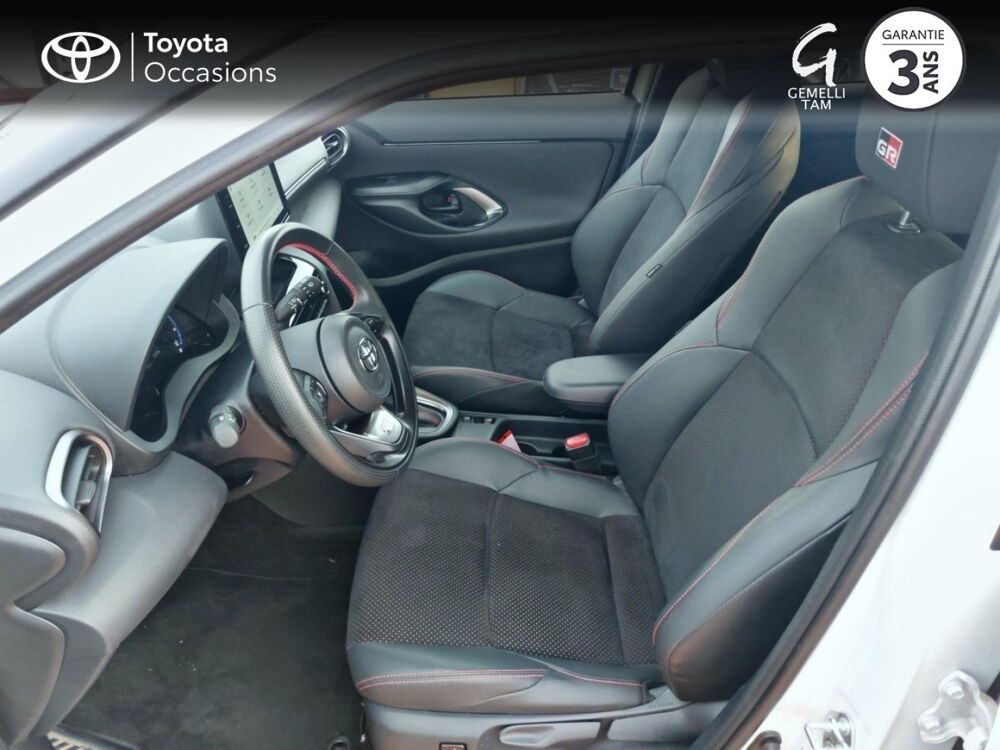 Yaris Cross 116h GR Sport MY22 2023 occasion 26200 Mont&eacute;limar