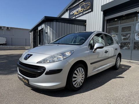 Peugeot 207 1.4 16V URBAN 5P / 1 ERE MAIN / DISTRIBUTION , VIDANGE PNEU 2006 occasion Voreppe 38340