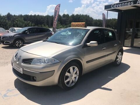 Renault megane ii 1.6 16V 105CH ETHANOL DYNAMIQUE DISTRIBU