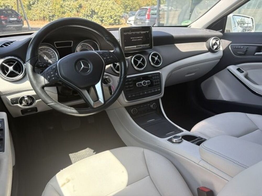 Classe GLA 250 SENSATION 4MATIC 7G-DCT 2014 occasion 85400 Sainte-Gemme-la-Plaine