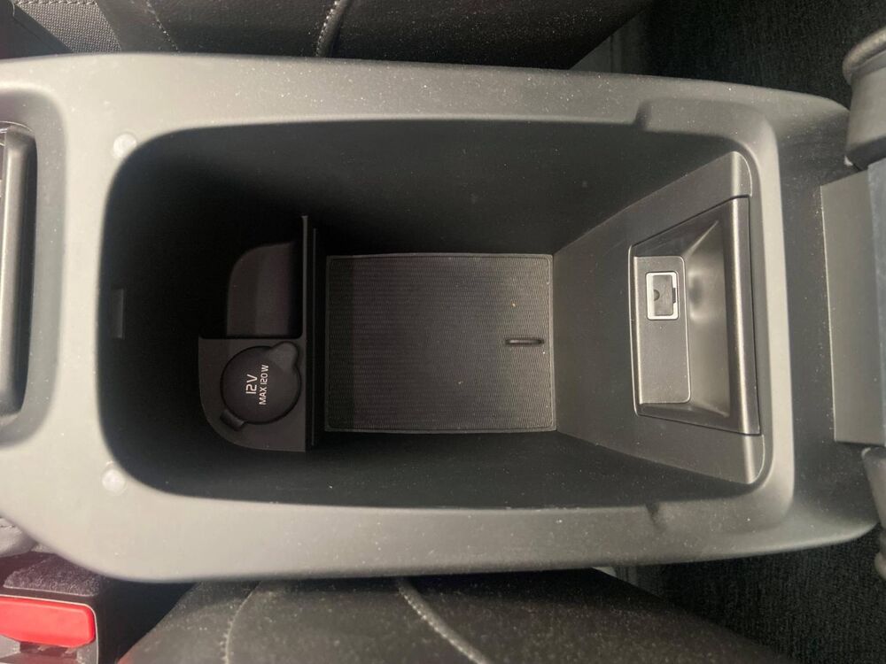 V40 T2 122ch Signature Edition Geartronic 2019 occasion 78200 BUCHELAY