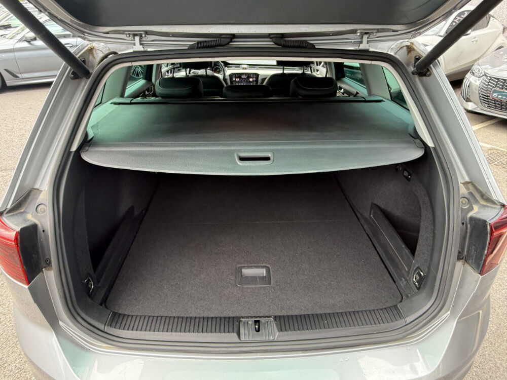 Passat 2.0 TDI EVO 150CH ELEGANCE DSG7 8CV 2021 occasion 31140 Aucamville