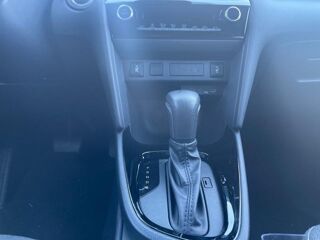 Yaris Cross TOYOTA YARIS CROSS 116H 2WD DESIGNPACKCARGO VD MY25 2025 occasion 13400 Aubagne