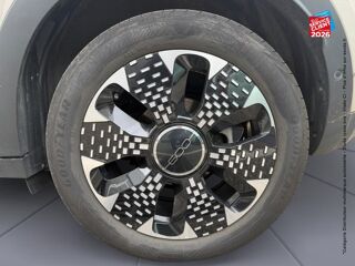 Fiat 600 e 156ch 54kWh La Prima 2023 occasion 68110 Illzach