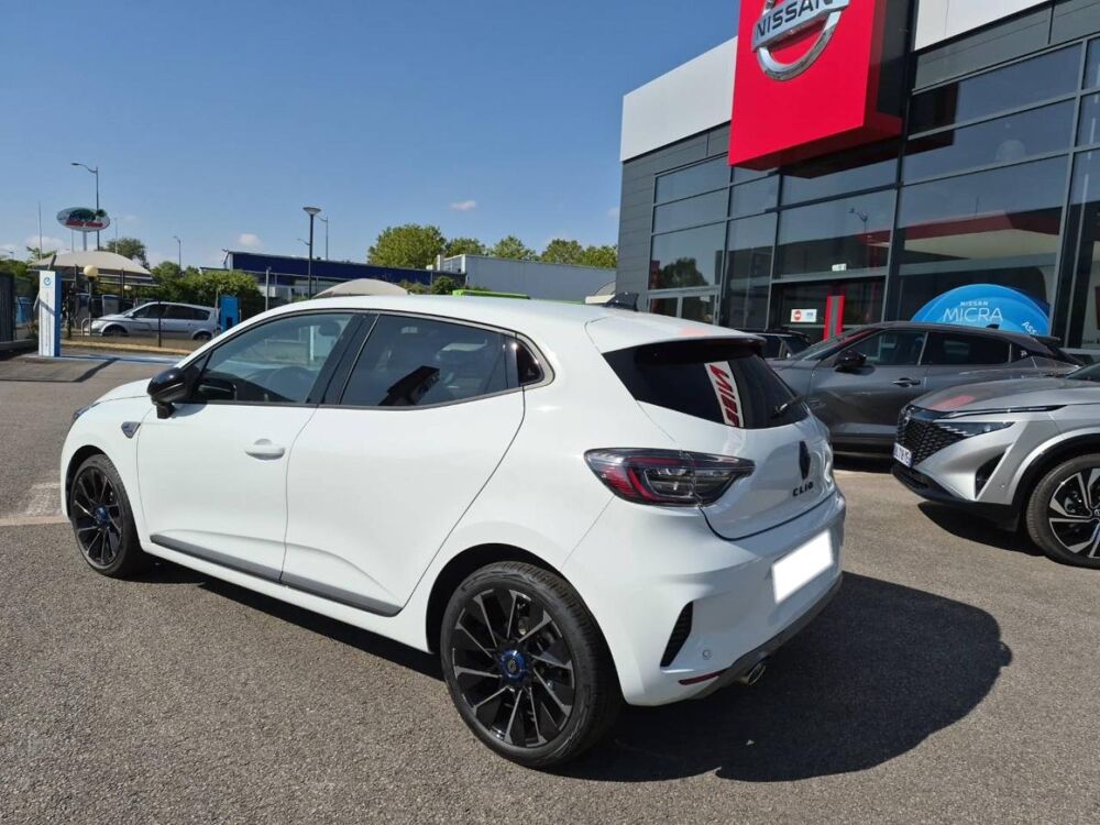Clio 1.0 TCe 90ch esprit Alpine - 24 2025 occasion 78200 Buchelay