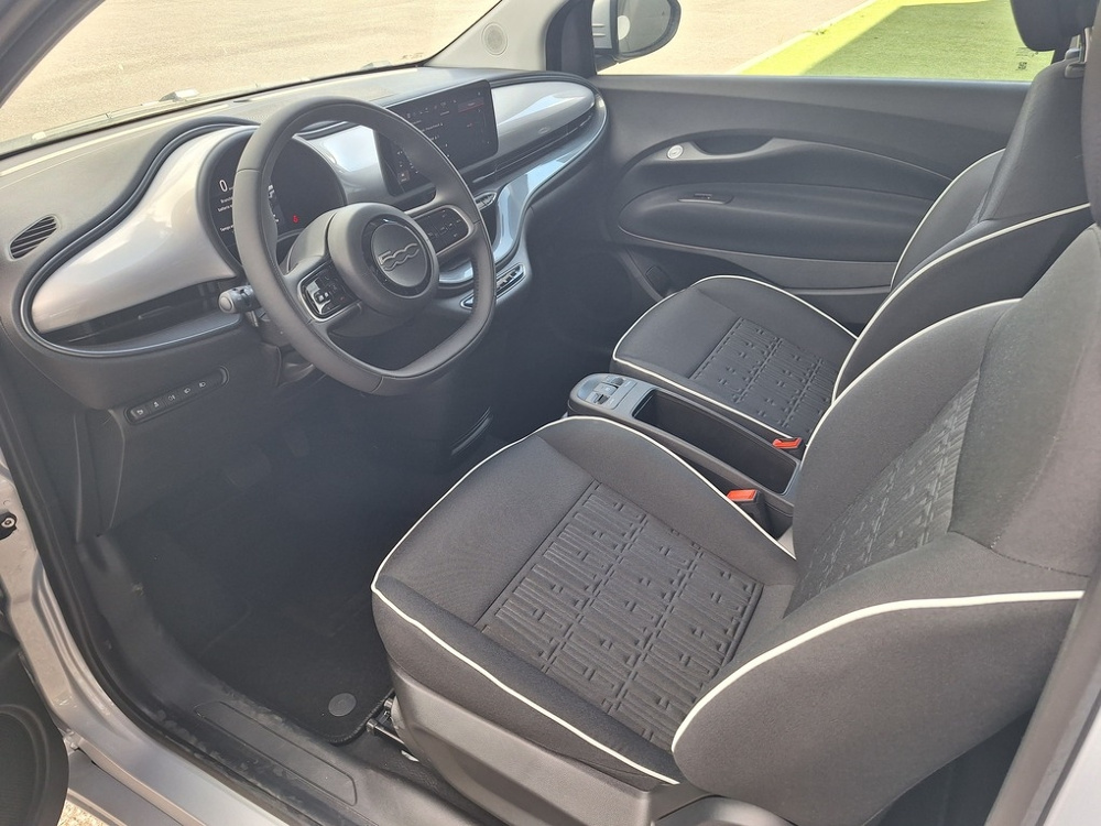500 E 118CH 42KWH ICONE 2026 occasion 31670 Lab&egrave;ge