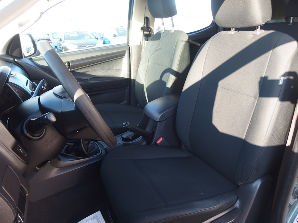 D-MAX 2.5 TD 163 CREW SATELLITE A/C 4X4 2017 occasion 10600 Savi&egrave;res
