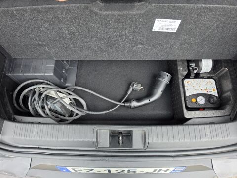 Captur 1.6 E-Tech Plug-in 160ch Intens 2020 occasion 56850 Caudan