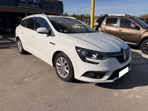 Annonce voiture Renault Megane IV 10990 €