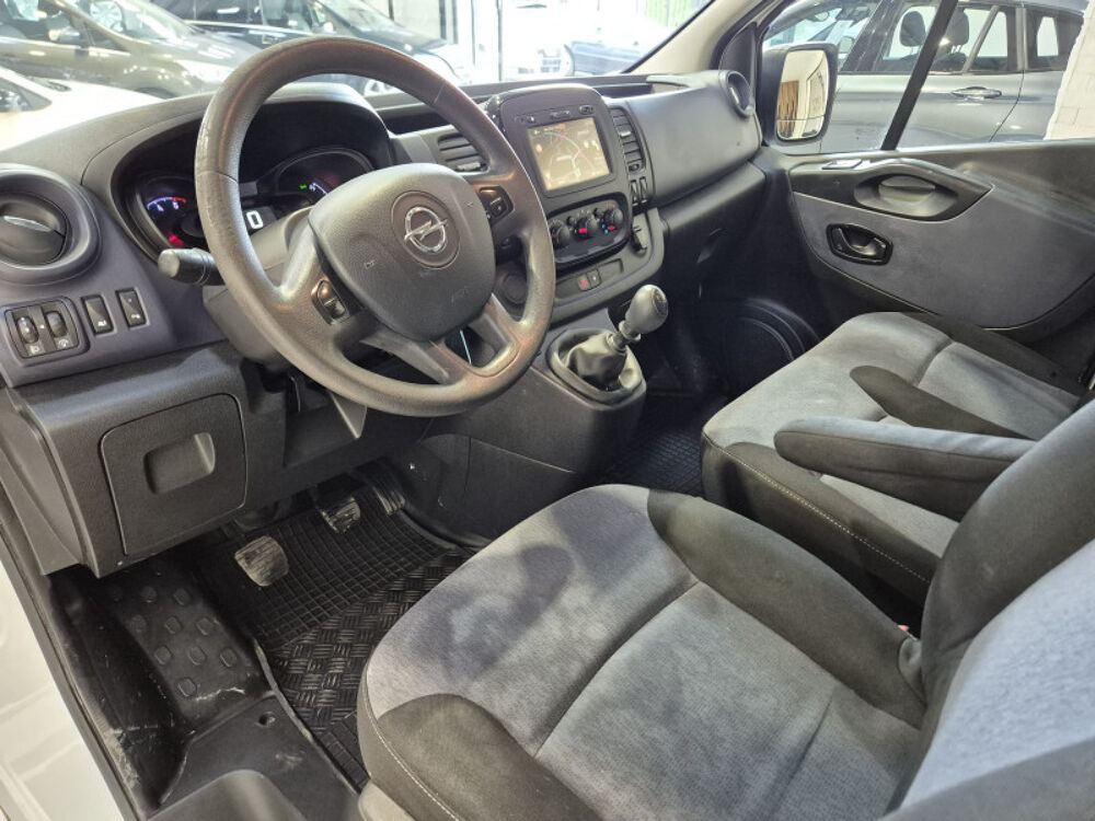 Vivaro 1.6 CDTI BITURBO 125 K2700 L1H1 COMBI + ECOFLEX START/STOP E 2017 occasion 95200 Sarcelles
