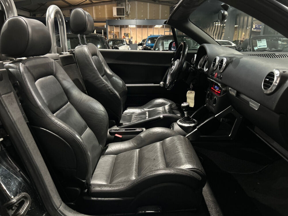 TT 1.8 T 180CH 2000 occasion 63170 Aubi&egrave;re