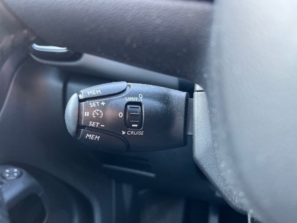 C5 aircross PureTech 130ch S&S Feel 2021 occasion 27200 Vernon