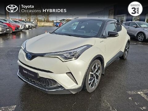Toyota C-HR 122h Collection 2WD E-CVT RC18 2019 occasion Saint-Nazaire 44600