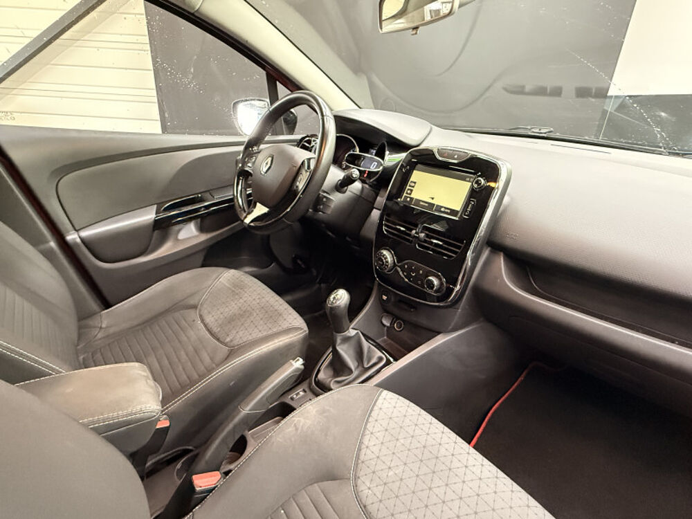 Clio IV 0.9 TCE 90CH ENERGY GRAPHITE ECO&sup2; 2014 occasion 57185 CLOUANGE