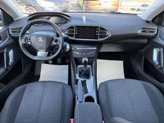 308 1.2 PURETECH 110CH S&S STYLE 1ERE MAIN // FAIBLE KM 2020 occasion 93220 Gagny