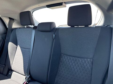 Yaris 116h Dynamic 5p MY22 2023 occasion 13300 Salon-de-Provence