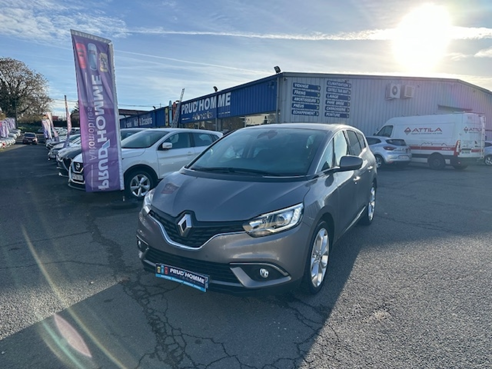 Grand scenic IV 1.7 BLUE DCI 120CH BUSINESS 7 PLACES 2020 occasion 16400 Puymoyen