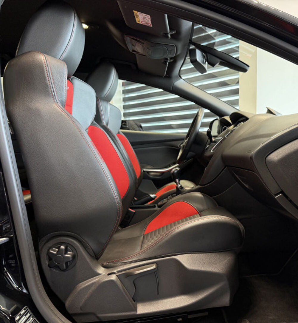 Focus 2.0 ECOBOOST 250CH STOP&START ST 2018 occasion 57350 Stiring-Wendel