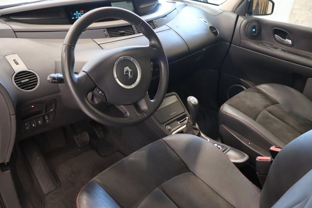 Grand Espace 2.0 DCI 175CH FAP CELEBRATION BVA 2009 occasion 95200 Sarcelles