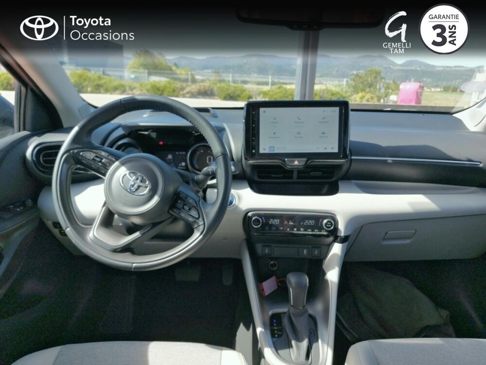 Yaris 116h Iconic 5p MY22 2024 occasion 26200 Mont&eacute;limar