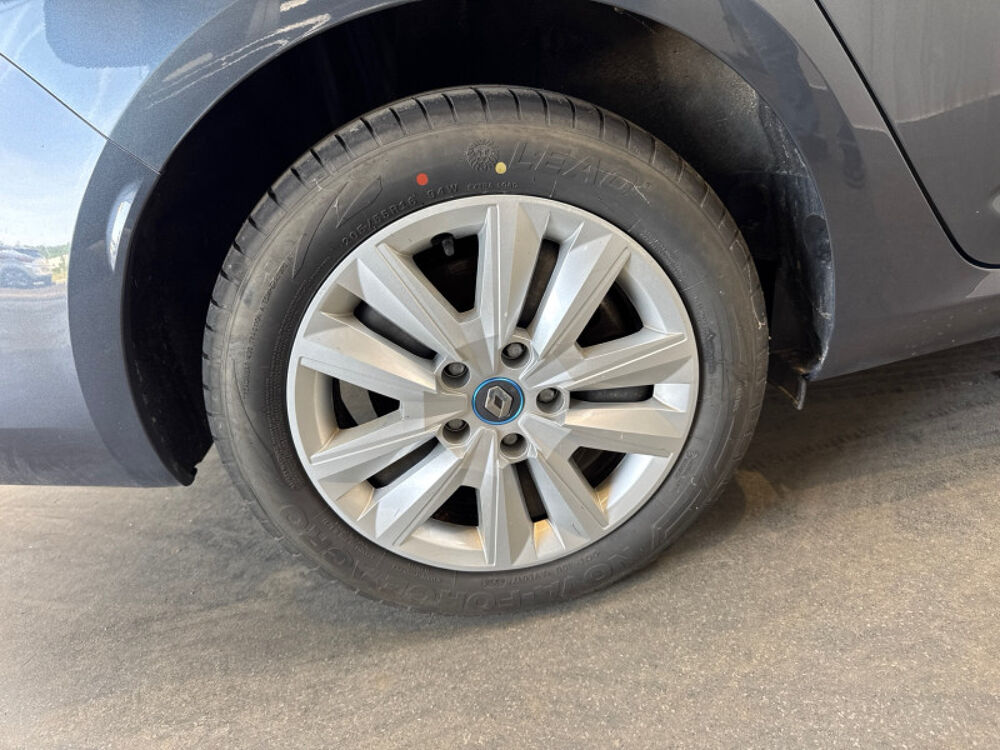 Megane IV 1.6 E-TECH PLUG-IN 160CH BUSINESS -21N 2021 occasion 28630 Nogent-le-Phaye