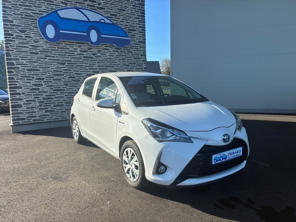 Yaris 100H FRANCE BUSINESS AFFAIRES RC19 2020 occasion 53810 CHANGE