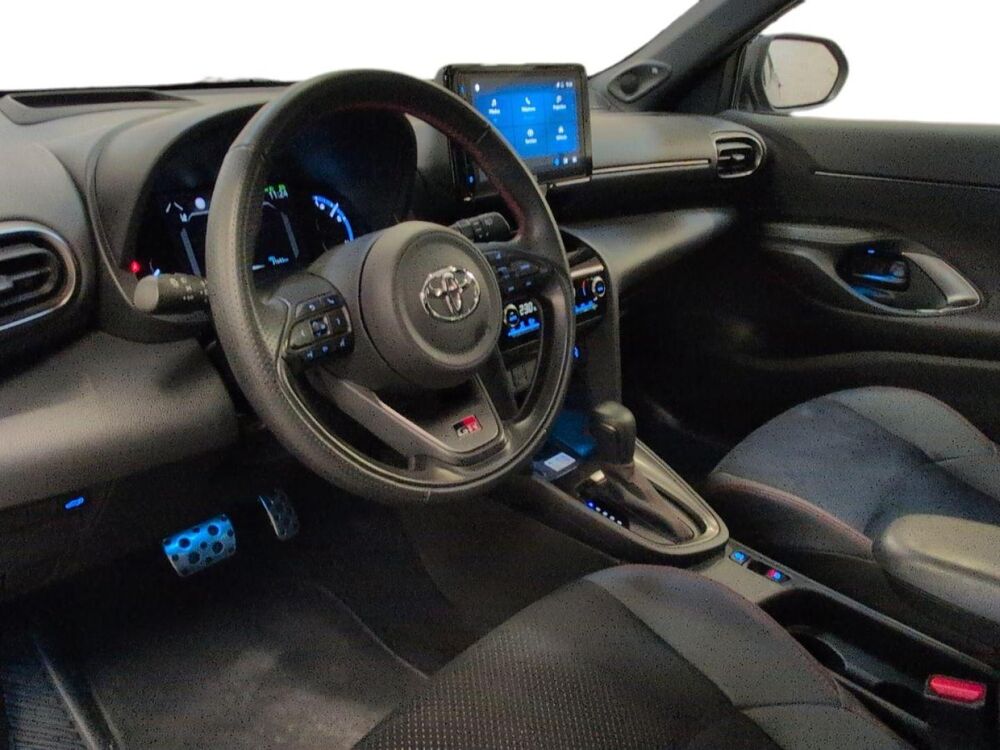 Yaris Cross 116h GR Sport MY22 2023 occasion 13400 Aubagne