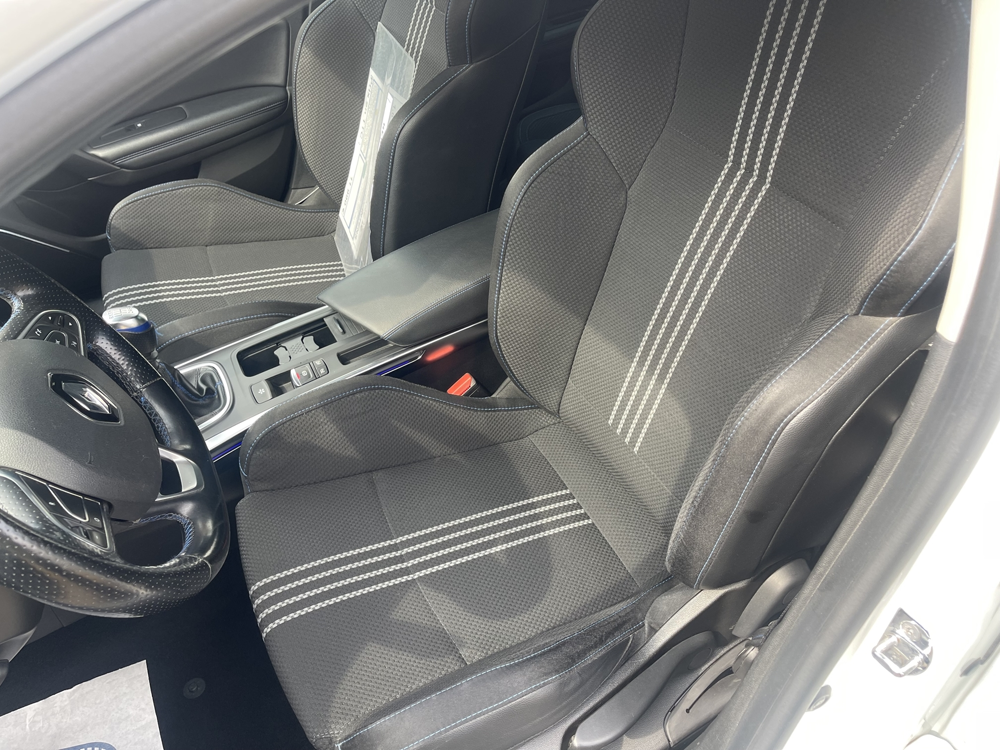 Megane IV 1.6 DCI 130CH ENERGY INTENS 2017 occasion 61000 Alen&ccedil;on