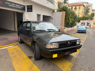 33 TI 1989 occasion 06400 Cannes