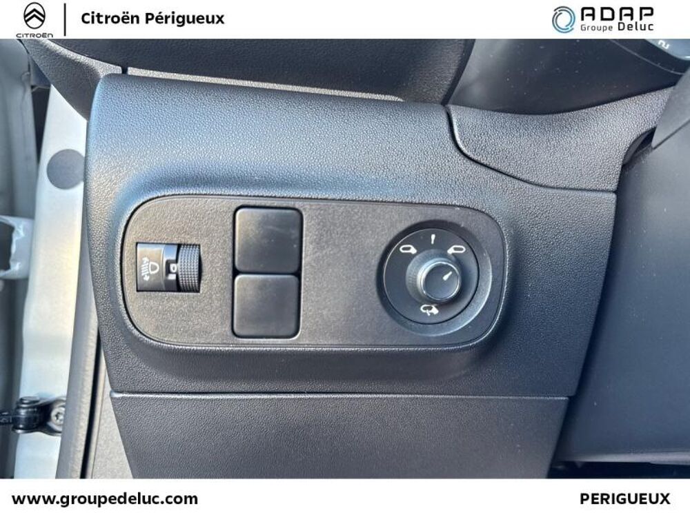 C3 1.2 PureTech 83ch S&S Feel Pack 2021 occasion 24750 Tr&eacute;lissac