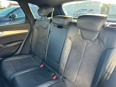 Q5 50 TDI 286CH S LINE QUATTRO TIPTRO8 TOIT OUVRANT 2018 occasion 16400 Puymoyen