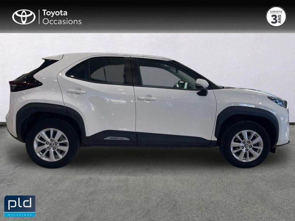 Yaris Cross 116h Dynamic Business + Programme Beyond Zero Academy MY22 2023 occasion 13290 Les Milles
