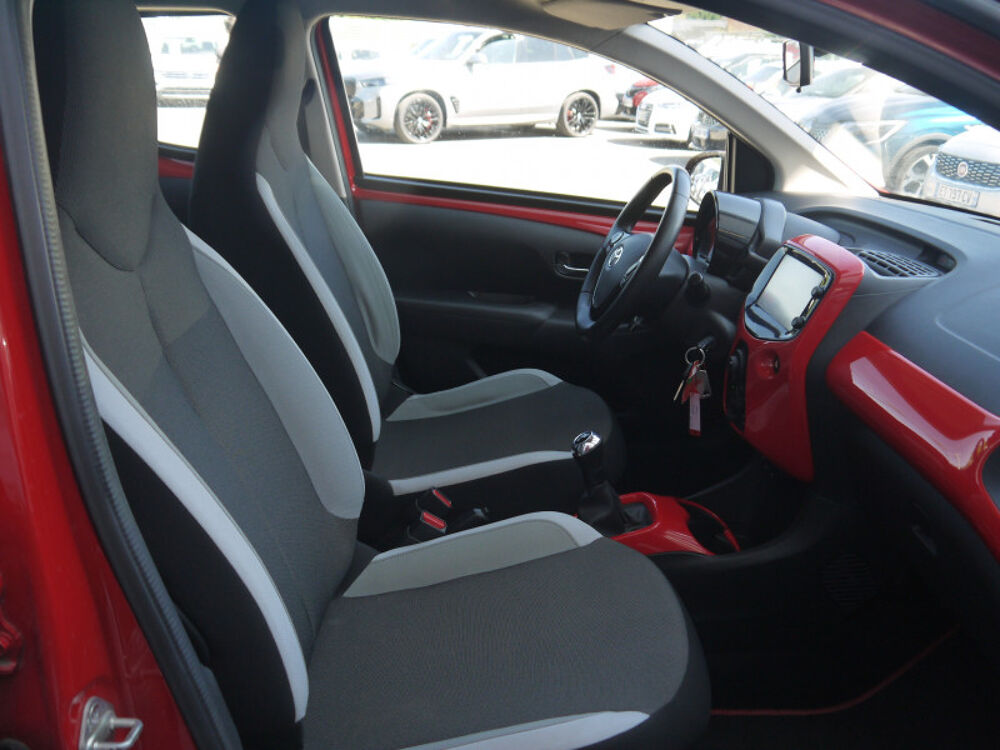 Aygo 1.0 VVT-I 69CH X 5P 2017 occasion 38260 La C&ocirc;te-Saint-Andr&eacute;