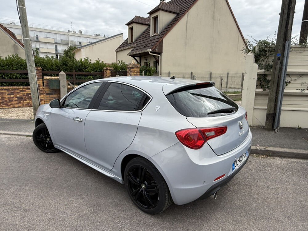 Giulietta 2.0 JTDM 150CH TROFEO STOP&START 2014 occasion 95480 PIERRELAYE