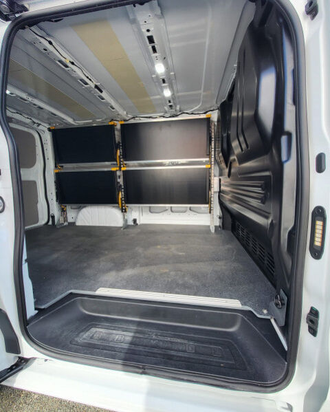 Transit 280 L1H1 2.0 ECOBLUE 136CH TREND 2024 occasion 33700 M&eacute;rignac