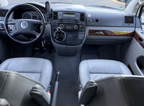 MULTIVAN 2.5 TDI 174CH HIGHLINE 7 PLACES 2006 occasion 85400 Sainte-Gemme-la-Plaine