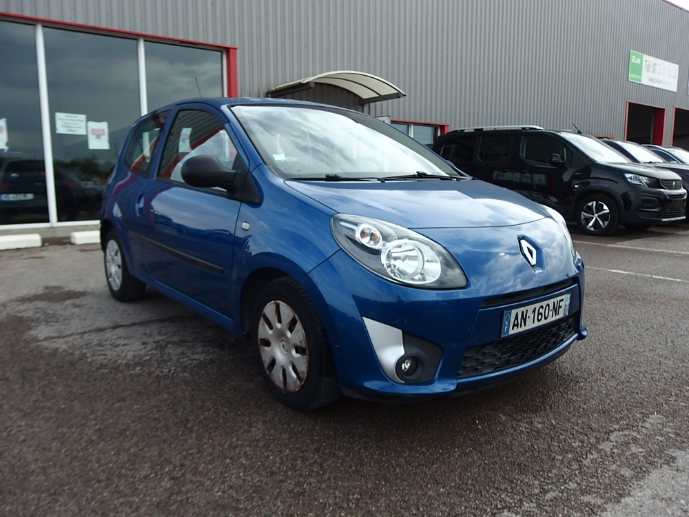 Twingo II 1.2 16V 75CH TREND 2010 occasion 10600 Savi&egrave;res