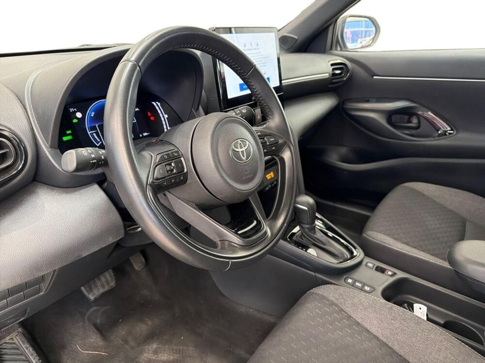 Yaris Cross 130h Design MY25 2025 occasion 84120 Pertuis