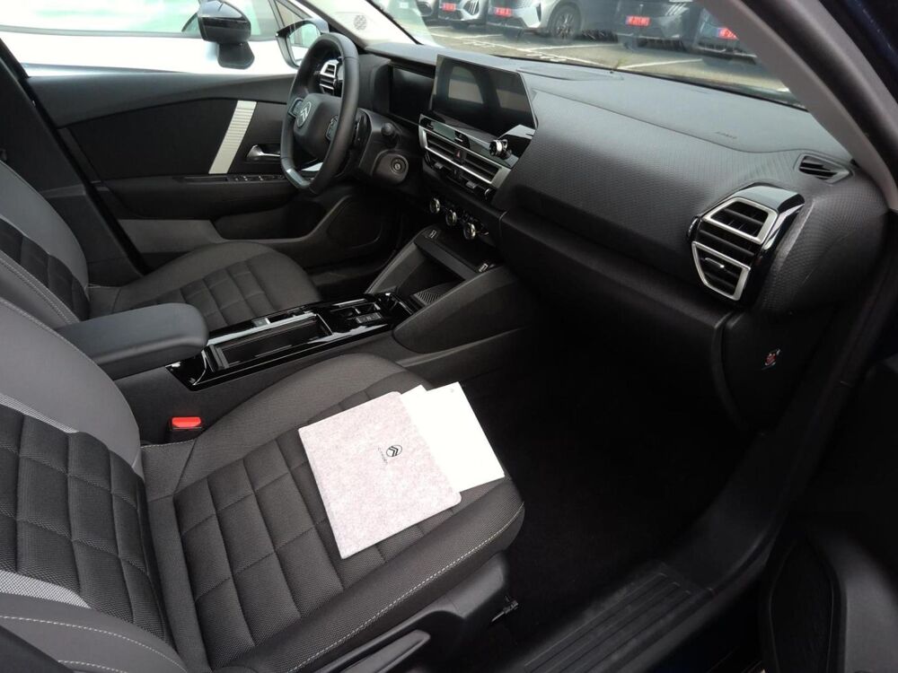 C4 1.2 Hybride 145ch PLUS e-DCS6 / Pack Navigation Connecte 2025 occasion 56850 Caudan