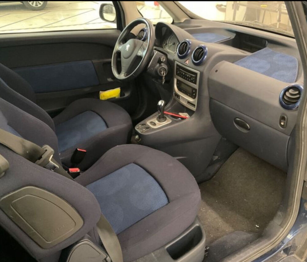 1007 1.6 16V SPORTY 2-TRONIC 2005 occasion 06400 Cannes
