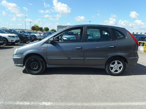 Almera Tino 2.2 DCI 112CH ACENTA 2004 occasion 10600 Savi&egrave;res